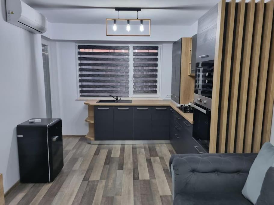 Luxury Apartments Bacău Exterior photo